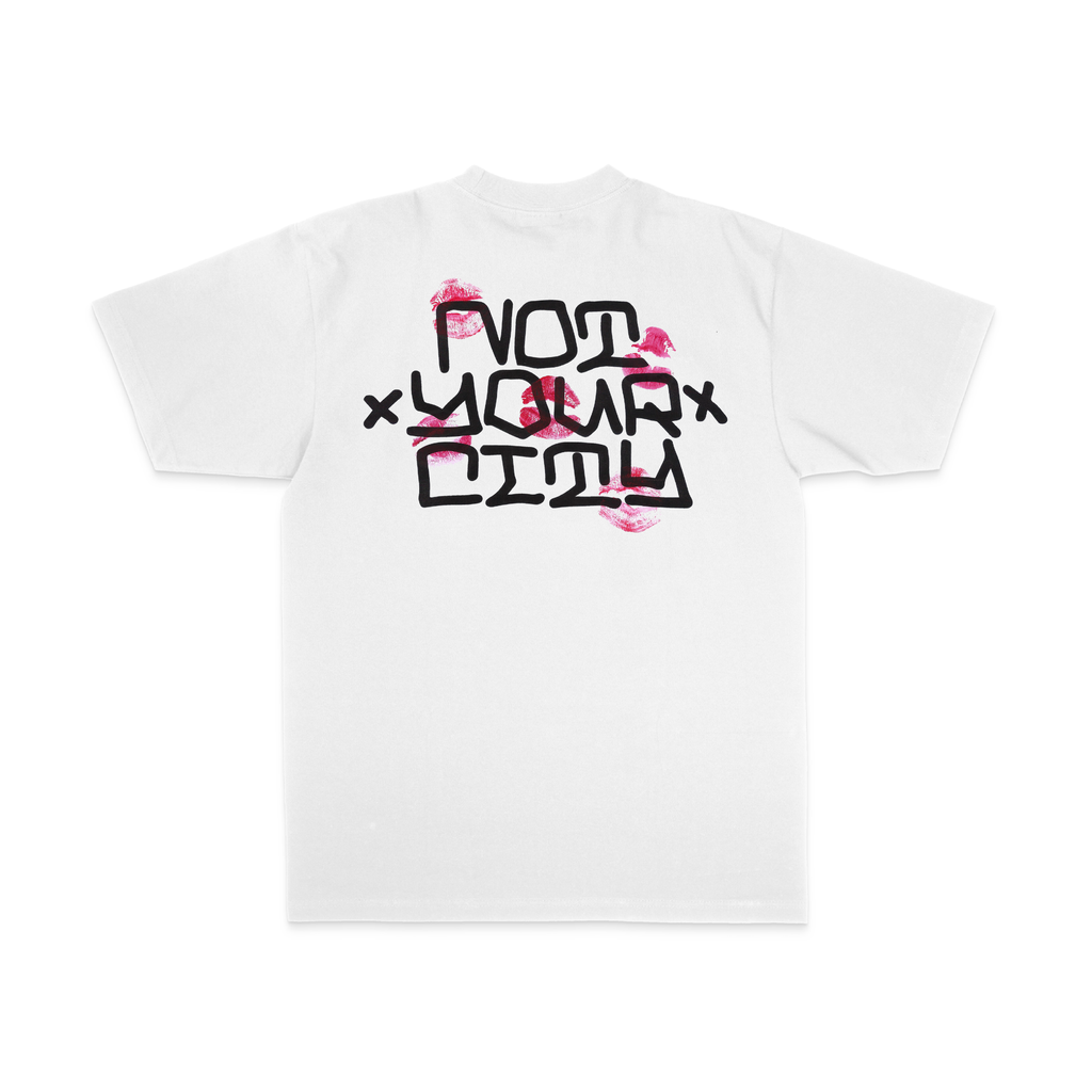 “BESITOS” TEE