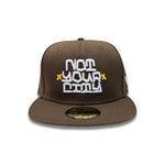 “BLOCKBOY” FITTED HAT (CHOCOLATE)